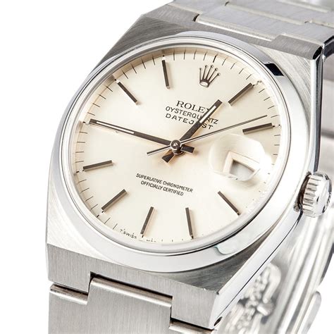 rolex oysterquartz date